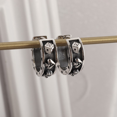 Izvrsne retro punk crne hipoalergene bakrene naušnice s malim krugom Muškarci Žene Trend Ležerni nakit za zabave Kružne naušnice