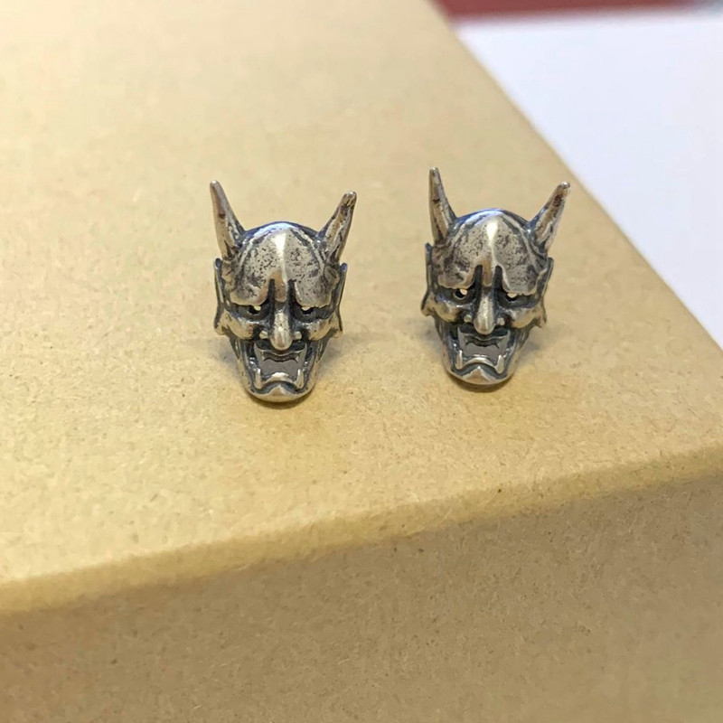 Vintage Hannya mini auskari Little Devil Stud auskari vīriešiem un sievietēm Modes izsmalcinātas rotaslietas dāvana