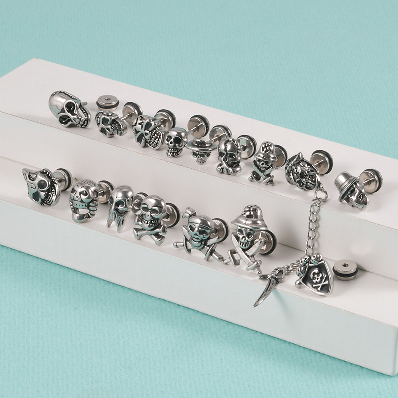 1 tk Kirurgilisest terasest pealuu Unisex Ear Stud Deemon Skeleton Kõrvarõngad Meeste/Naiste Hiphop Stiilis Allergiat vältivad Kõrva augustamine Ehted