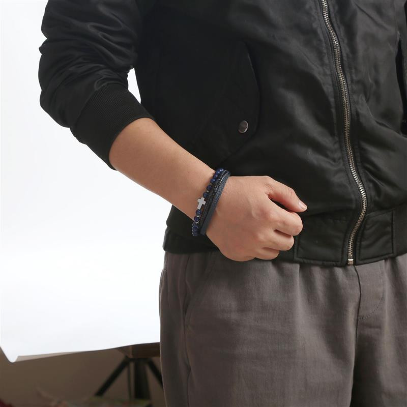 7 krāsu panku nerūsējošā tērauda aizdare Daudzslāņu ādas aproce vīriešiem Cross Charm rokassprādze Rokas aproce Homme vīriešu dāvana