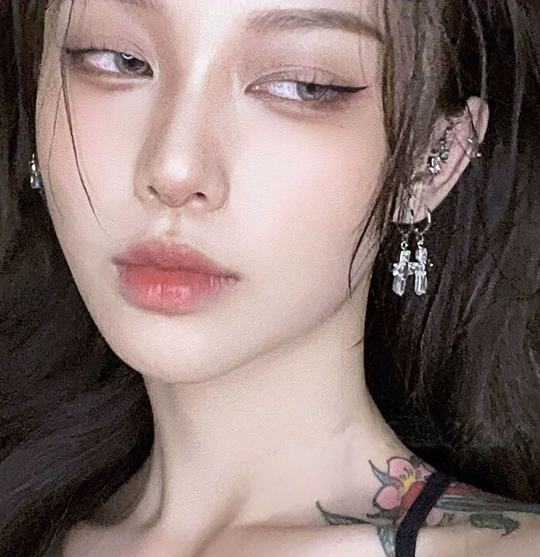 Gooti kuupmeetrist tsirkooniumoksiidist risti rippuvad rippuvad kõrvarõngad naistele meestele roostevabast terasest hiphop punk lahedad kõrvarõngad, ehted, kingitus