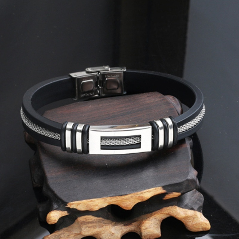 Klasszikus rozsdamentes acél egyrétegű szilikon fekete karkötő férfi csuklópánt, punk stílusú, csattal áthajtható mandzsetta karkötő