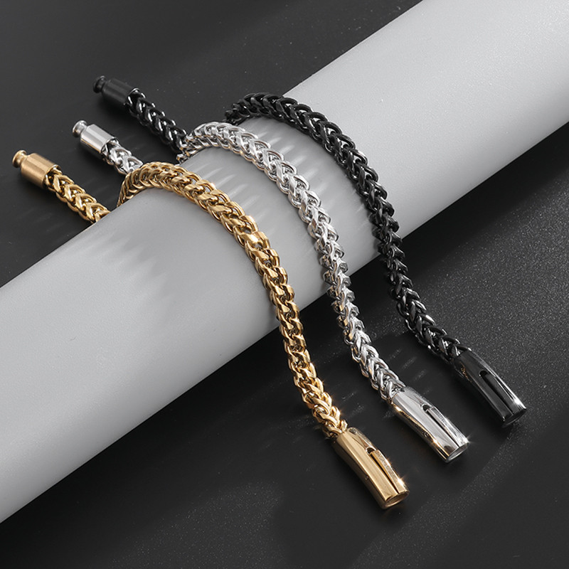 Meeste roostevabast terasest kiilkett magnetilise pandlaga käevõru Moeehted Kvaliteetne titaanterasest käevõru Meeste trendikingitus