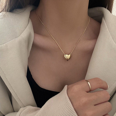 Vintage Love Heart Kaklo pakabukas moterims Madinga Estetinė Aukso Spalva Metalinė Grandininė Apykaklė Choker Vakarėlis Papuošalai Gimtadienio dovanos