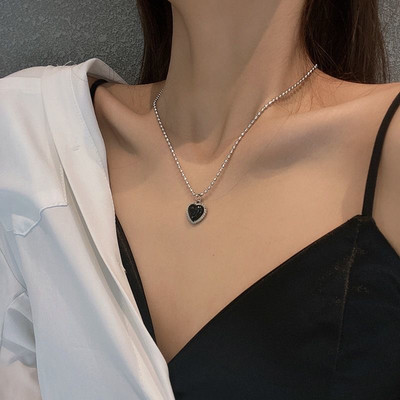 Vintage Love Heart Kaklo pakabukas moterims Madinga Estetinė Aukso Spalva Metalinė Grandininė Apykaklė Choker Vakarėlis Papuošalai Gimtadienio dovanos