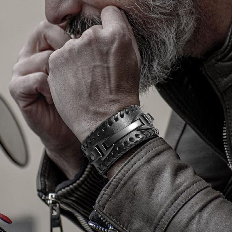 Vyriška odinė riešo apyrankė, Viking Wrap stiliaus apyrankė arba riešo rankogaliai, odinė rankovės plati odinė apyrankė, reguliuojamas dydis