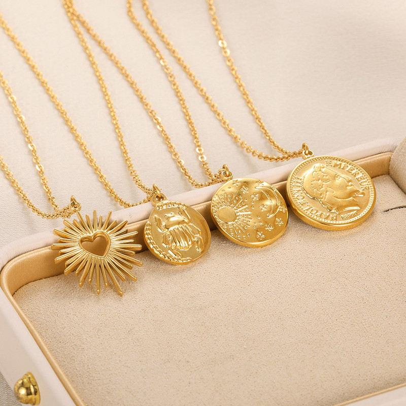 Καλοκαιρινά κολιέ από ανοξείδωτο ατσάλι Αλυσίδες για άνδρες Γυναικείες Κρεμαστό καρδιές αλυσίδα Choker Κολιέ πεταλούδα Vintage κοσμήματα Δώρα Διακόσμηση