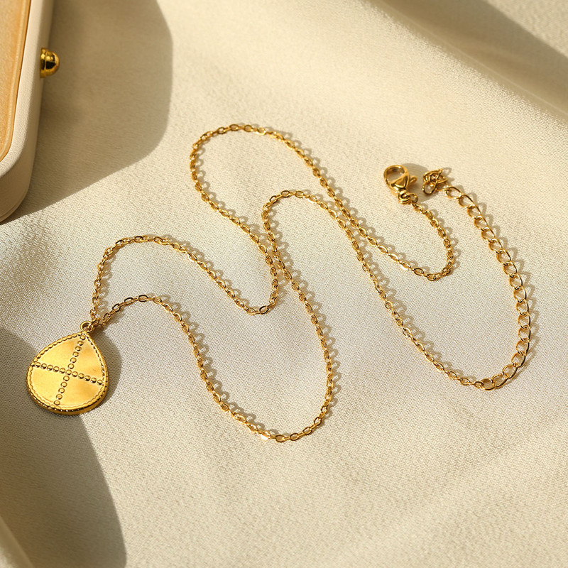 Καλοκαιρινά κολιέ από ανοξείδωτο ατσάλι Αλυσίδες για άνδρες Γυναικείες Κρεμαστό καρδιές αλυσίδα Choker Κολιέ πεταλούδα Vintage κοσμήματα Δώρα Διακόσμηση