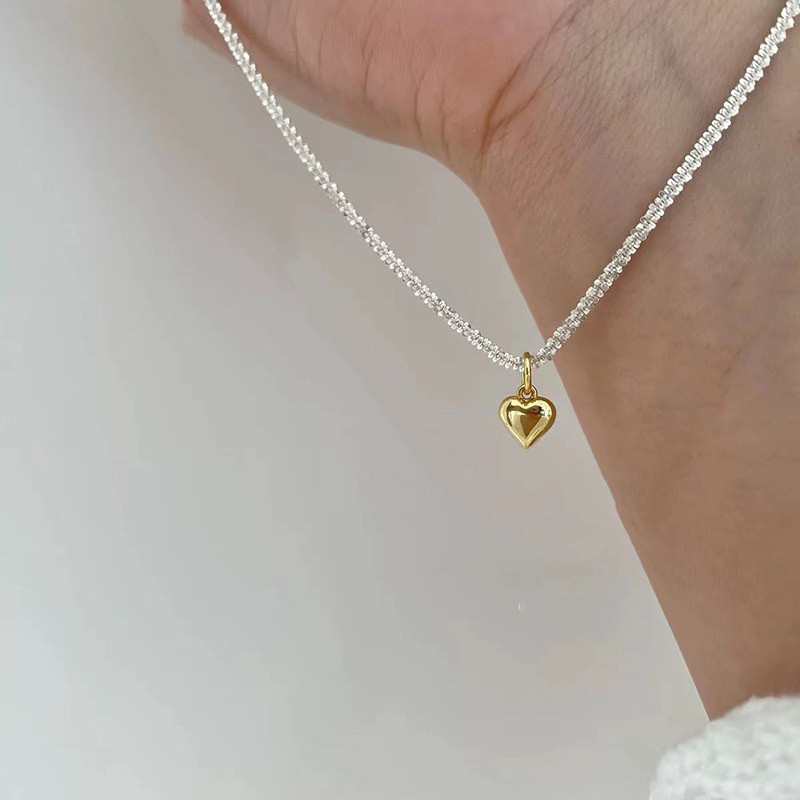 2024. aasta populaarne hõbedase värvi sädelev rangluukett Choker südamega kaelakee kaelarihm naistele ehted pulmapeo sünnipäevakingitus