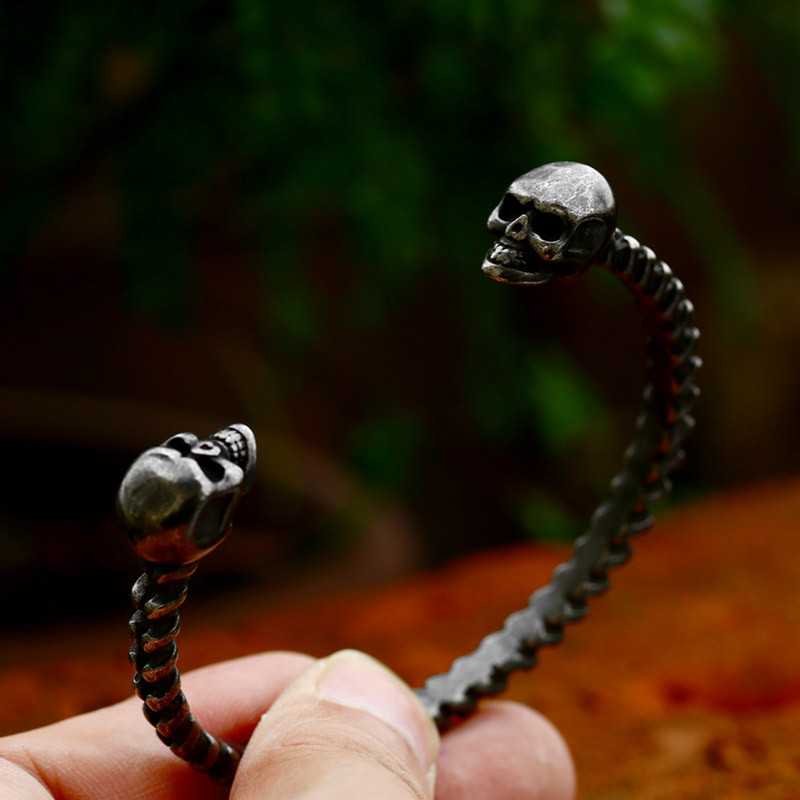 BEIER 2023 uue disainiga titaanist terasest pealuu käevõru skelett must retro käevõru meestele gooti lahedate ehete hulgimüügi kingitus