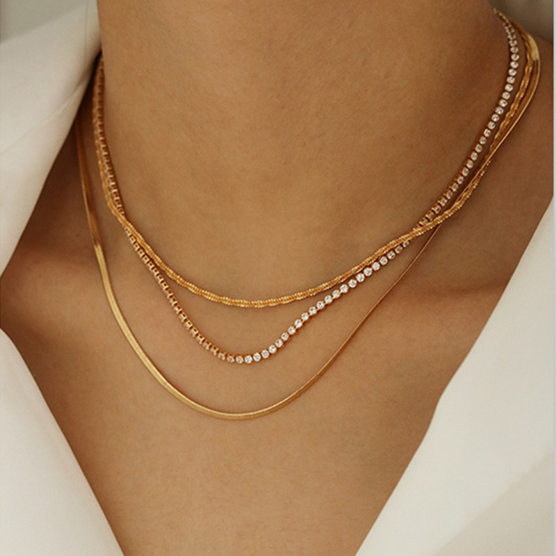 Vintažinės mados daugiapakopiai geometriniai krištoliniai susukti gyvatės grandinėlės karoliai moterims, moteriški paauksuoti sidabriniai papuošalai