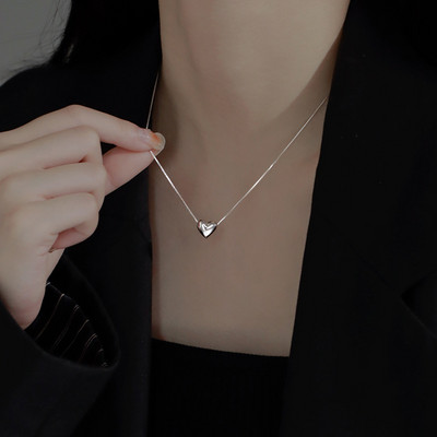 Winoneday Tiny Heart Choker karoliai moterims Sidabrinės spalvos grandinėlė Smalll Love Kaklo pakabukas ant kaklo Bohemijos karoliai papuošalai