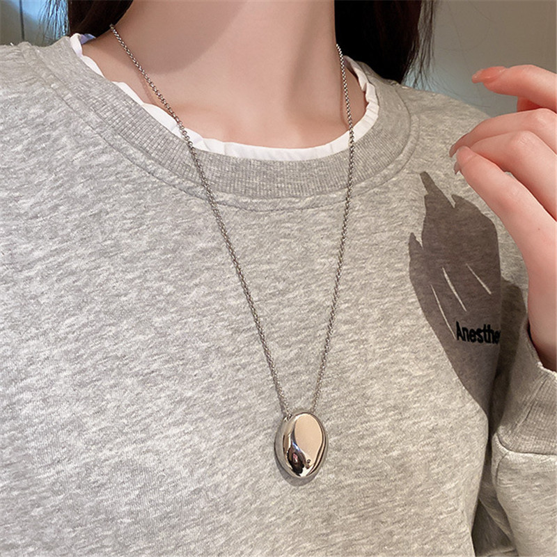 HUANZHI jauna matēta metāla ovāla metāla kaklarota sievietēm garā džempera ķēde Luksusa šarms plānas ķēdes ballīte Elegantas rotaslietas dāvanas