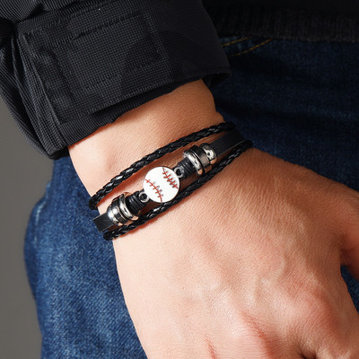 Punk mitmekihiline punutud nahast käevõru meestele Mood jalgpall Korvpall Võrkpall sulamist nööbiga käevõru Lahedad peoehted