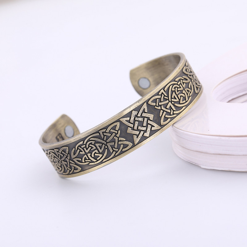 Dawapara Kolovrat slaviška apyrankė vyrams Svarogo vikingų aikštė Simbolis Rankogalių apyrankė Šiaurės pagoniškas amuletas Metaliniai papuošalai