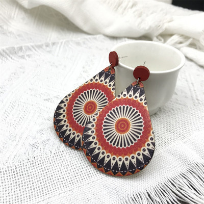 2023 m. Nauji vintažiniai Afro audinio dizainai Spausdinti mediniai nuleidžiami auskarai Afrikos etninės Bohemijos kelnių kilpos, kabantys moterims, dovanos