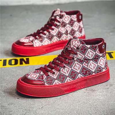 2024 Hot Red Vulcanize Sneakers Мъжки обувки на платформа Мъжки обувки за скейтборд Streetwear Платнени високи обувки за мъже Ежедневни маратонки