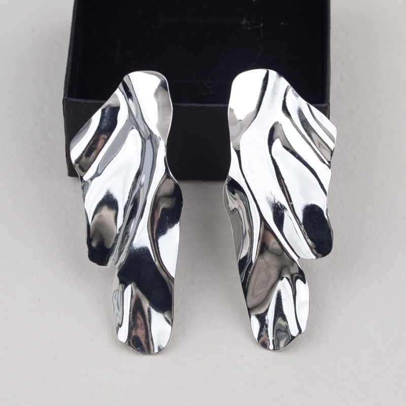 Túlzott, szabálytalan fém lógó fülbevaló nőknek Big Geometric Statement Punk személyiség akasztós fülbevaló menő cucc