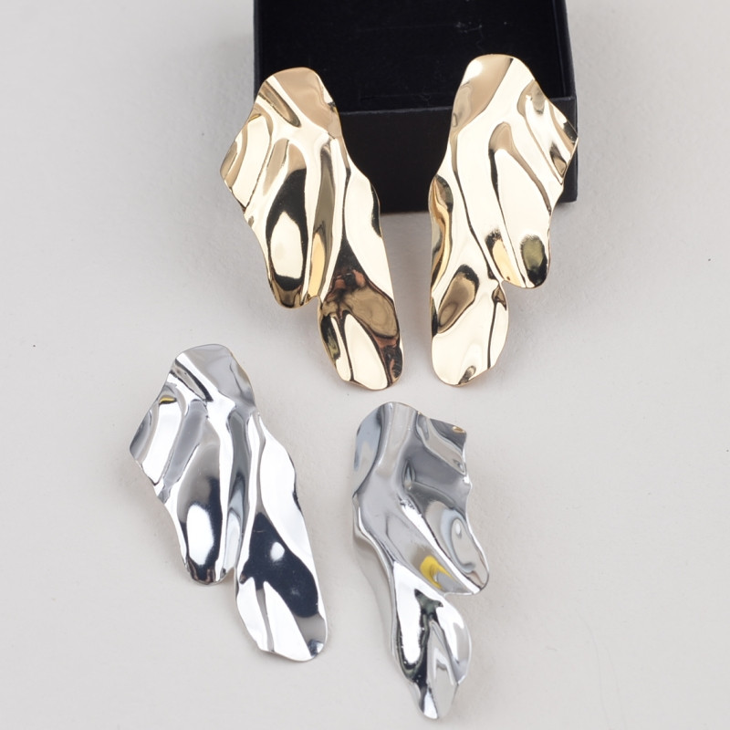 Túlzott, szabálytalan fém lógó fülbevaló nőknek Big Geometric Statement Punk személyiség akasztós fülbevaló menő cucc