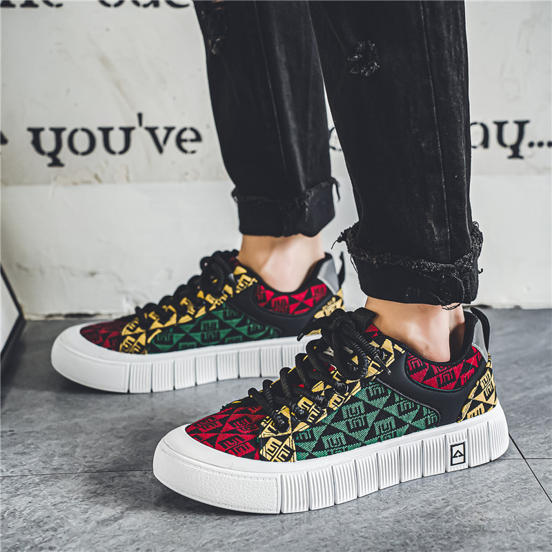 Pavasaris vasara Vyrų dizaineris spausdina drobinius batus kvėpuojantys madingi drobiniai sportbačiai, vyriški hiphopas prabangūs vyriški plokščiapadžiai riedlenčių batai