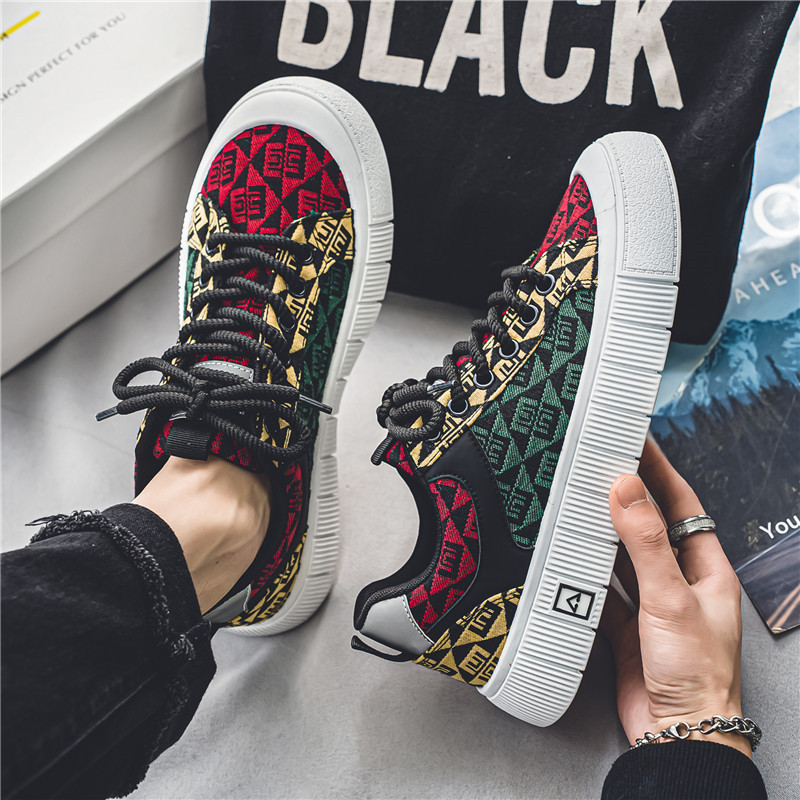 Pavasaris vasara Vyrų dizaineris spausdina drobinius batus kvėpuojantys madingi drobiniai sportbačiai, vyriški hiphopas prabangūs vyriški plokščiapadžiai riedlenčių batai