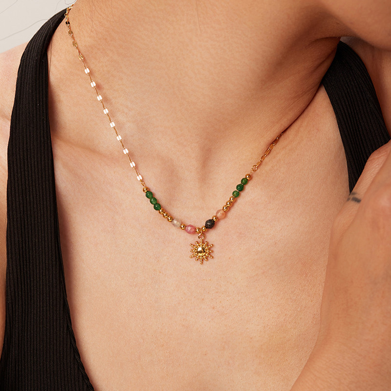 Nauja tendencija natūralaus akmens karoliai mados aukso spalvos nerūdijančio plieno rutulinis pakabukas Vėrinio vakarėlio jubiliejus Juvelyrinė dovana 2022 m.