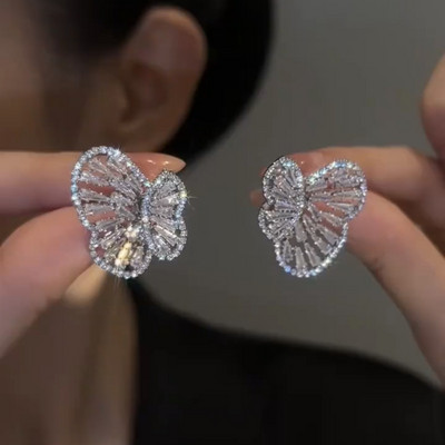 Корейски изящни обеци с пеперуди от сладък циркон за жени Луксозни темпераментни дамски бижута
