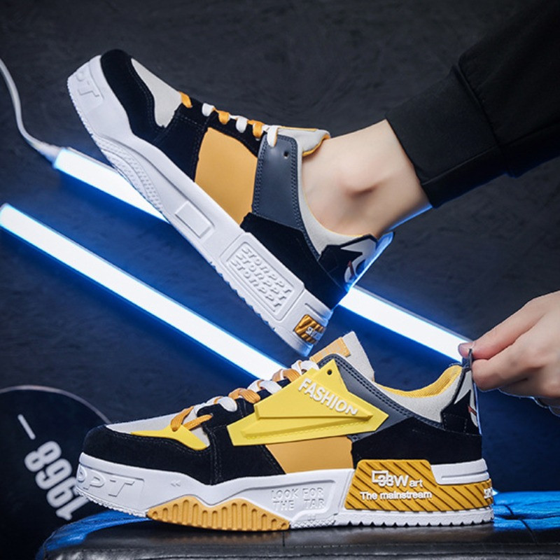 Divat Férfi tornacipő Kiváló minőségű márka sokoldalú alkalmi cipő férfiaknak csúszásgátló kényelmes felvonócipő Zapatillas De Hombre