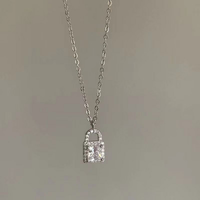 Madingi „Choker“ karoliai moterims Sidabrinės spalvos drugeliai, trumpi dovanų karoliai, geometriniai kaklo papuošalai