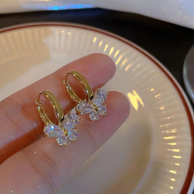 Kvadrātveida divslāņu zelta kristāla stīpas auskari sievietēm Personība Modes ikdienas aksesuāri Ballīšu rotaslietas Dzimšanas dienas dāvanas