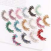 16 värvilist Wings Stud Kõrvarõngad Akrüülkristallkivist Naiste augustamine Kõrvarõngad Trendikad pulmaehted Jõulukink