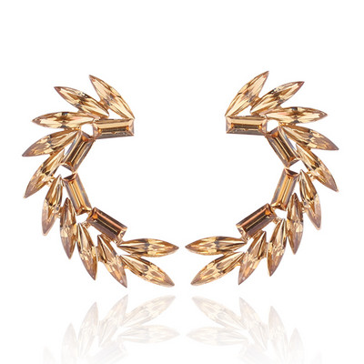 16 värvilist Wings Stud Kõrvarõngad Akrüülkristallkivist Naiste augustamine Kõrvarõngad Trendikad pulmaehted Jõulukink