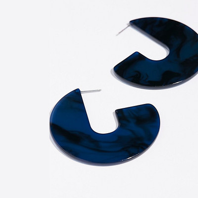 Нови кръгли модерни Brinco сини плоски полукръгли обеци с обръч 2019 г. смола за жени Бохо елегантен дизайн Леопардови акрилни бижута