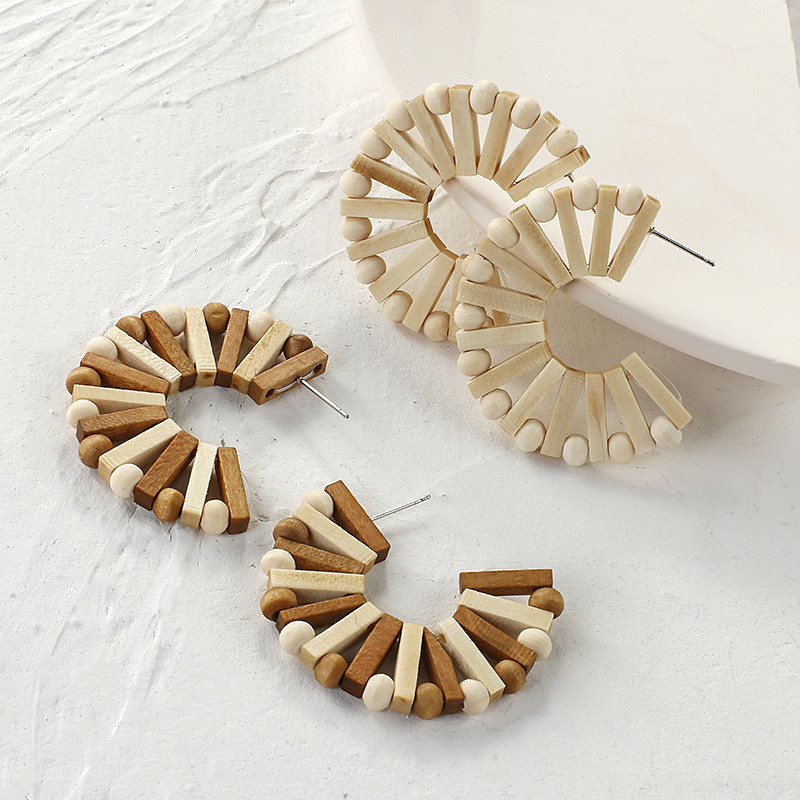 AENSOA rokām darināti etniski koka auskari sievietēm C veida ģeometriskā paziņojuma koka pērlīšu auskari 2021. gada modes ballīšu dāvanu rotaslietas