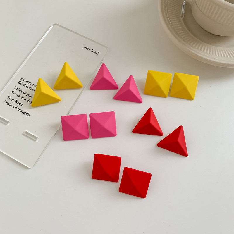 Madingi geometriniai pankroko moteriški auskarai kirpti vintažiniai perliniai kabantys auskarai 2023 m. madingi auskarai papuošalai