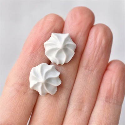 Baltos spalvos kabantys auskarai moterims korėjietiškos mados ilgi kabantys auskarai krištolo kutais auskarai gimtadienio dovana pendientes