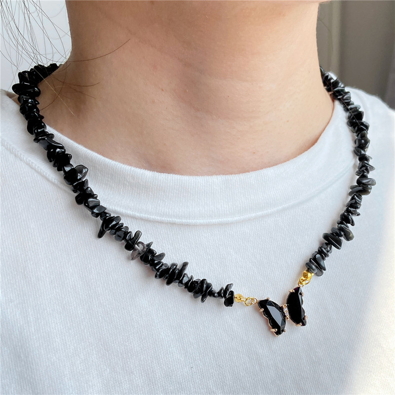 Krāsaini tauriņu kvarca kuloni kaklarotas dabīgā akmens ametisti kaklarotas Luksusa sieviešu kristāla kakla piekariņi sieviešu rhinest