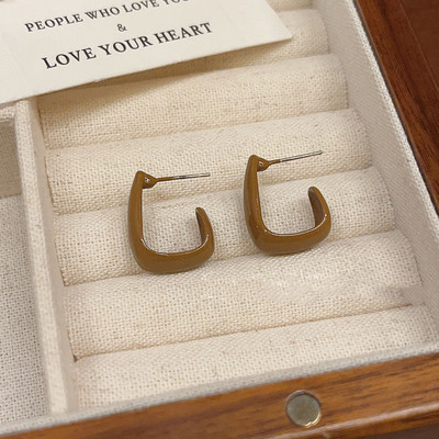 Smėlio spalvos rudi kvadratiniai moteriški kabantys auskarai temperamentingi emaliuoti kabantys auskarai moterims Geometric Statement ausų priedai