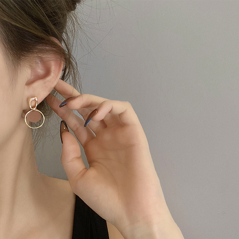 Νέο έγχρωμο σκουλαρίκι κουνιέται για γυναίκες στρογγυλό μεταλλικό κρύσταλλο Brincos Sweet Wedding Party Κοσμήματα Δώρο