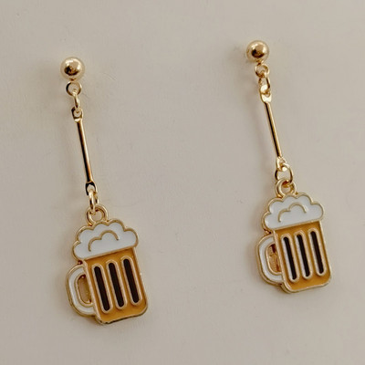 Vyno alaus auskarai, Mini maisto auskarai, Mini maisto papuošalai Rankų darbo papuošalai, Mini maisto papuošalai Dovanos vyno mėgėjams