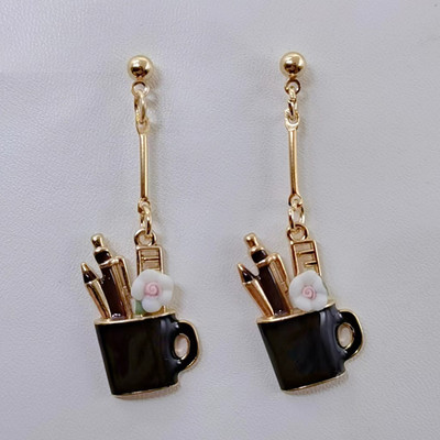 Νέα κρεμαστά σκουλαρίκια με στυλό σμάλτου μόδας Charm