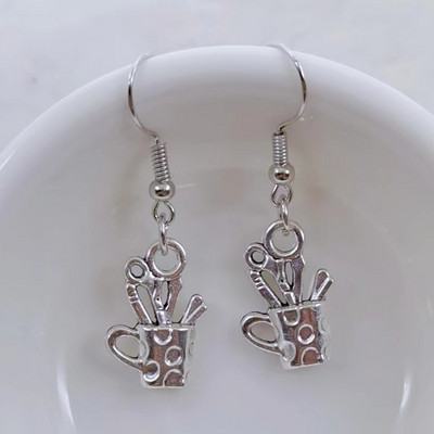 Νέα κρεμαστά σκουλαρίκια με στυλό σμάλτου μόδας Charm