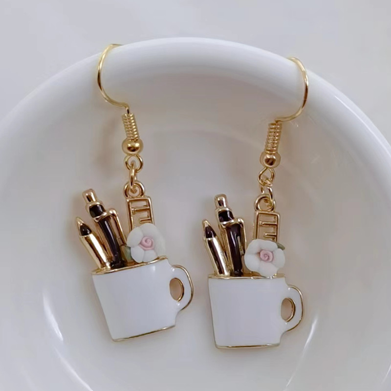 Νέα κρεμαστά σκουλαρίκια με στυλό σμάλτου μόδας Charm