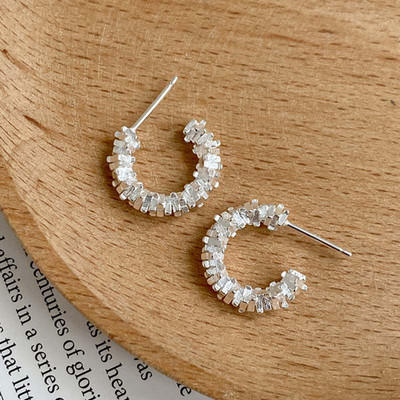 Yerik Vintage Twisted Wave metalo C formos pusapvaliai auskarai moterims 2023 m. Nauji madingi papuošalai vakarėlio prabangūs aksesuarai