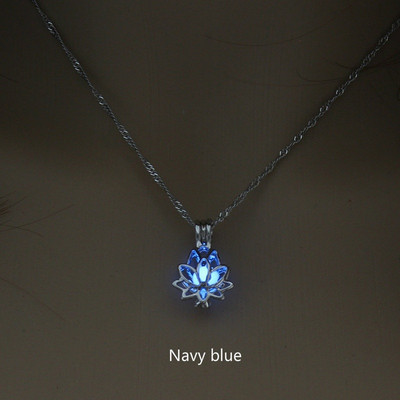 Šviečiantis tamsoje mėnulis Lotoso žiedo formos pakabukas nakties karoliai moterims jogos maldos budizmo tuščiaviduriai