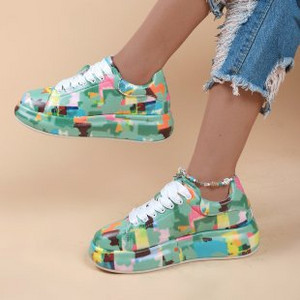 Sportbačiai Moteriški dirbtinės odos platforminiai sportbačiai Platforminiai sportbačiai lauke Trend Graffiti Batai Patogūs suvarstomi plokšti sportbačiai