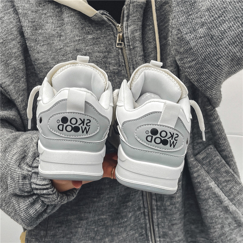 Nauji madingi sportiniai bateliai Vyriški asmeniniai vulkanizuoti batai Vyriški laisvalaikio madingi patogūs universalūs sportiniai batai Vyriški szie44