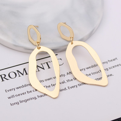 Retro pretjerane metalne upečatljive naušnice za žene Europska moda Okrugle zvijezde Kvadratne nepravilne geometrije Duge naušnice Nakit