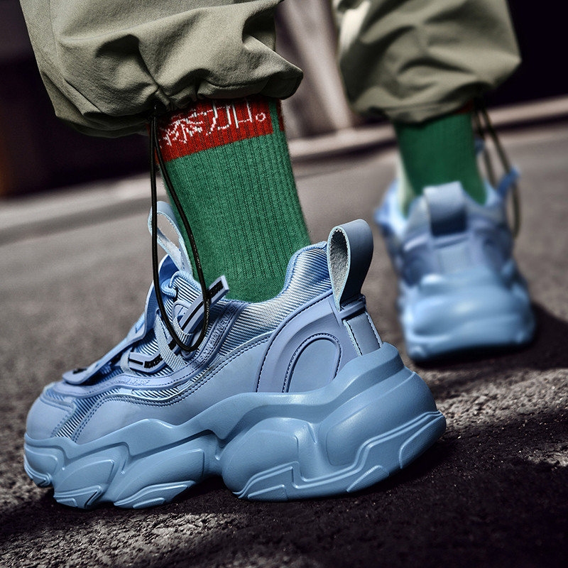 Kingad meeste Tossud Meeste vabaaja Meeste Kingad tennised Luksuslikud kingad Treener Race Hingavad jalanõud mood jooksujalatsid Meeste jalanõud