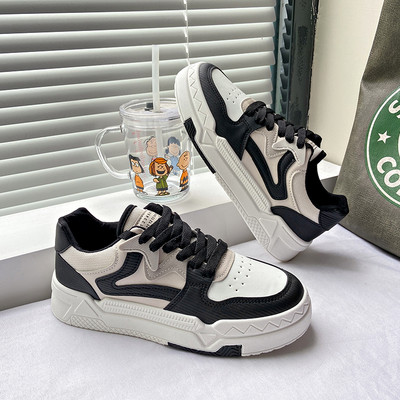 Mood Väikesed valged kingad Naistele Uued vabaaja spordijalatsid Paksu tallaga tüdrukutele Madalad lauajalatsid Naiste vabaaja jalatsid